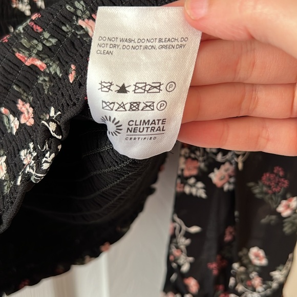 Reformation Pinto Shirred Floral Print Blouse in Jolene Size L - Picture 11 of 12